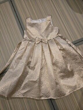 Girls Gold Metallic Lace Fit-and-Flare Dress with Bow Size 8